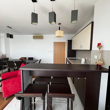 Modern Beachfront Apartment With Pool Ravda Eksteriør bilde