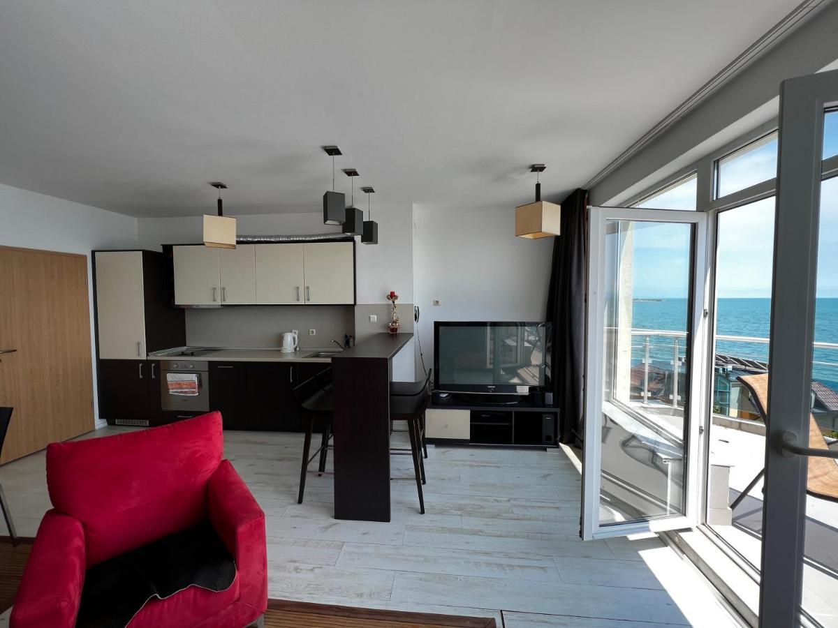 Modern Beachfront Apartment With Pool Ravda Eksteriør bilde