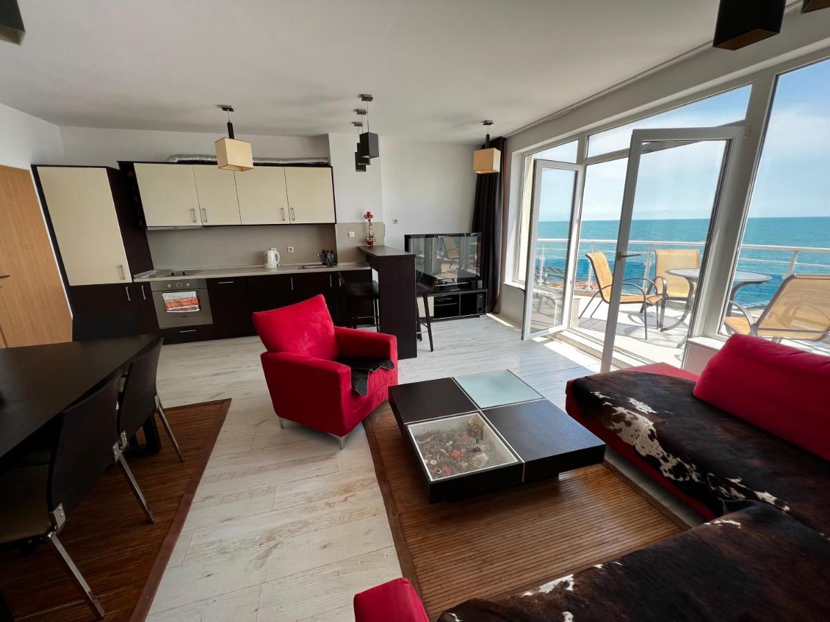 Modern Beachfront Apartment With Pool Ravda Eksteriør bilde